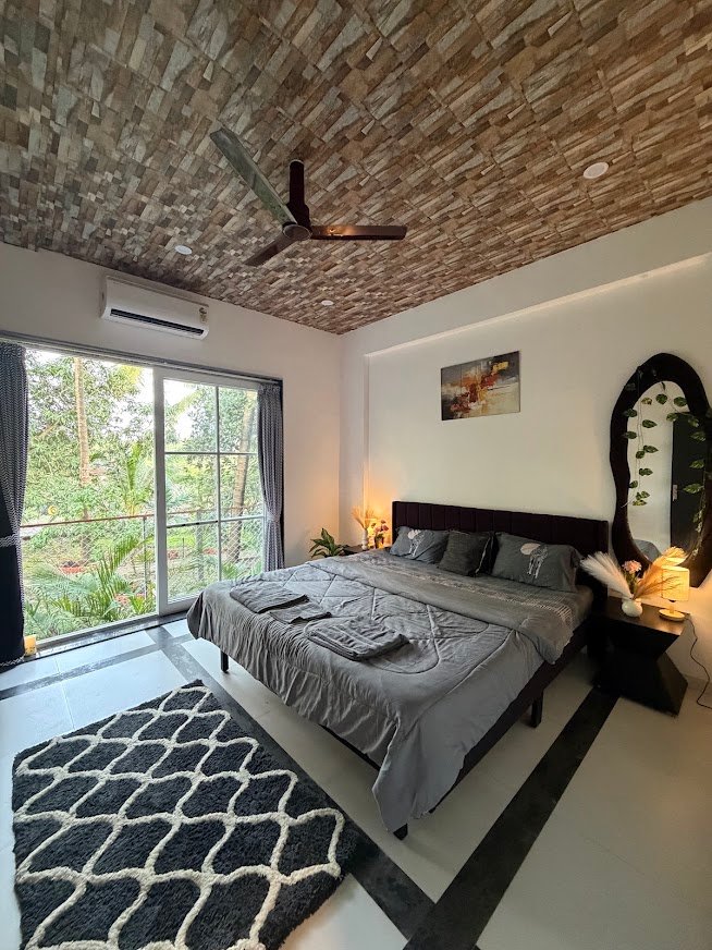 Coastal Diaries Restaurant — Bedroom