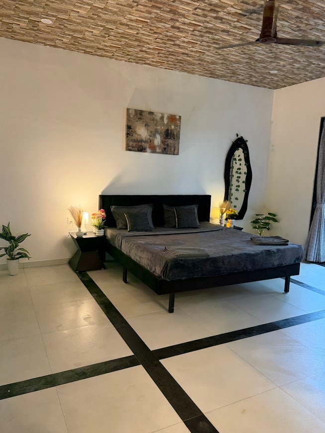 Coastal Diaries Restaurant — Bedroom
