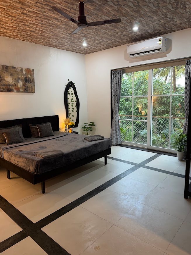 Coastal Diaries Restaurant — Bedroom