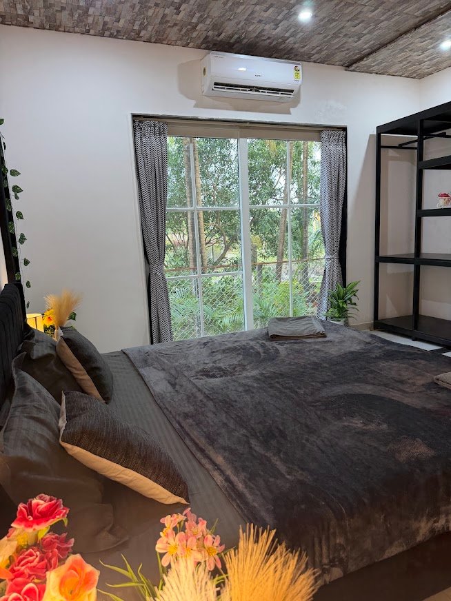 Coastal Diaries Restaurant — Bedroom