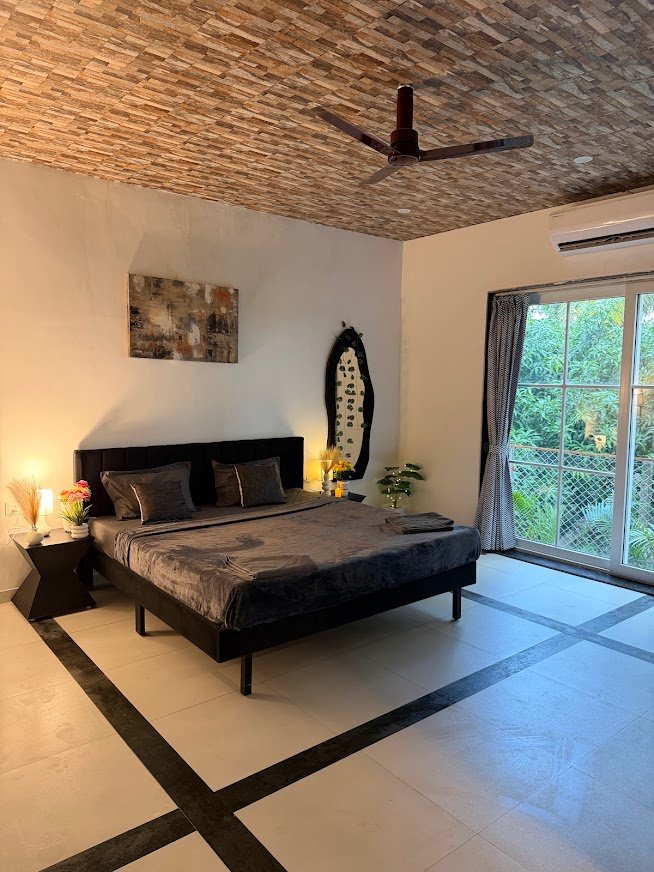 Coastal Diaries Restaurant — Bedroom
