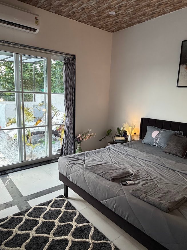 Coastal Diaries Restaurant — Bedroom