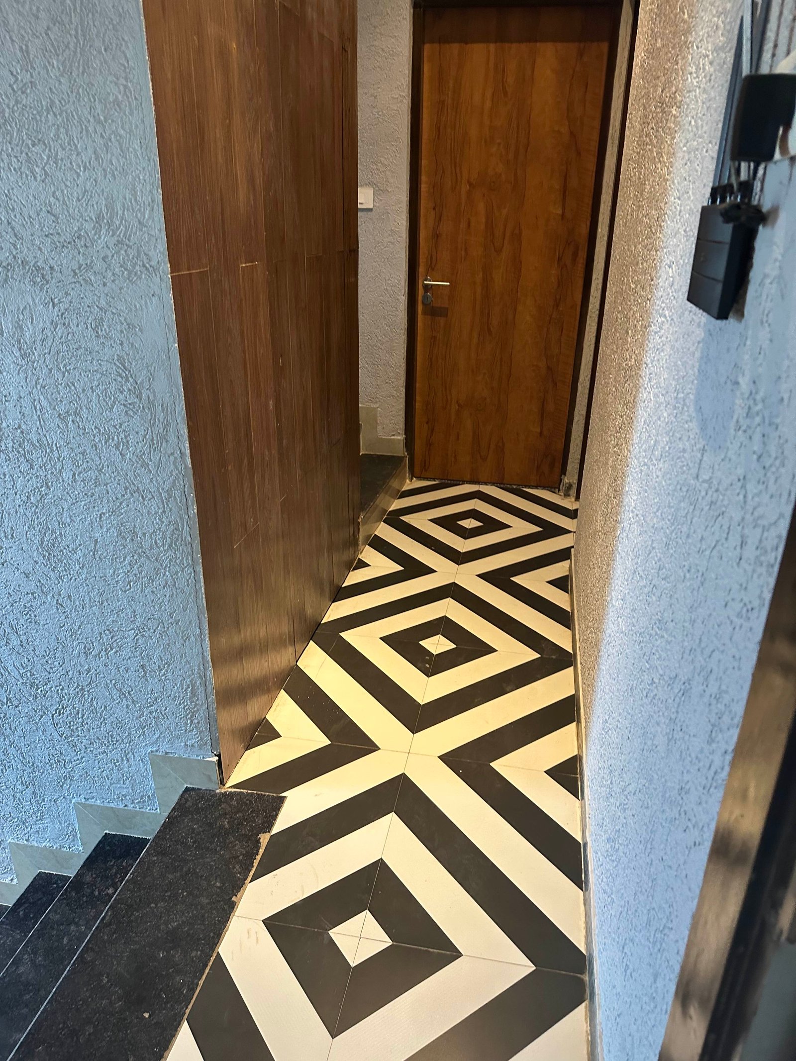 Emerald 30 — Additional photos