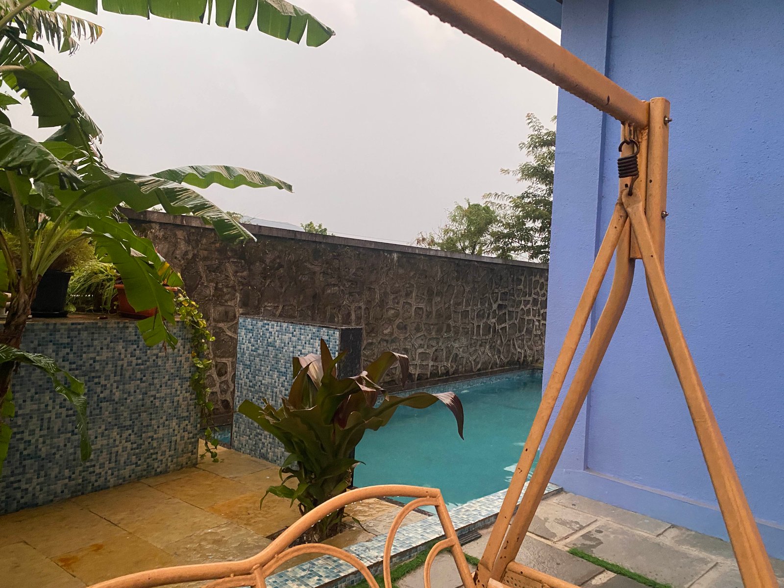 Emerald 30 — Pool
