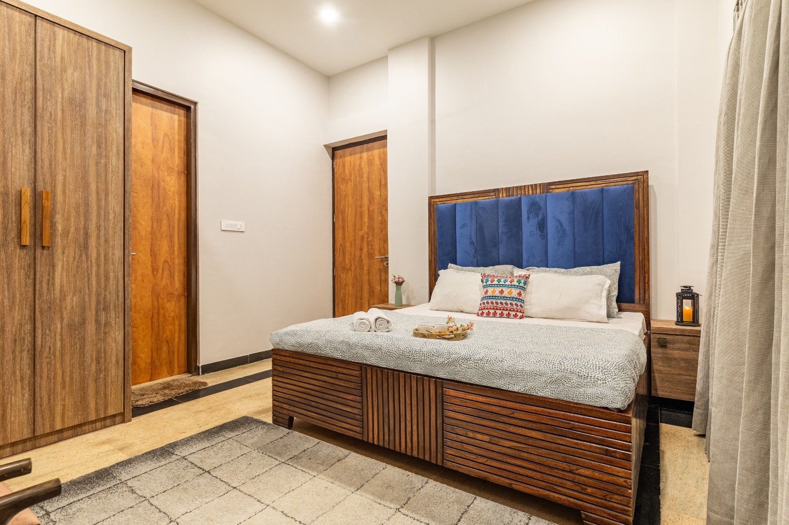 Emerald 30 — Bedroom