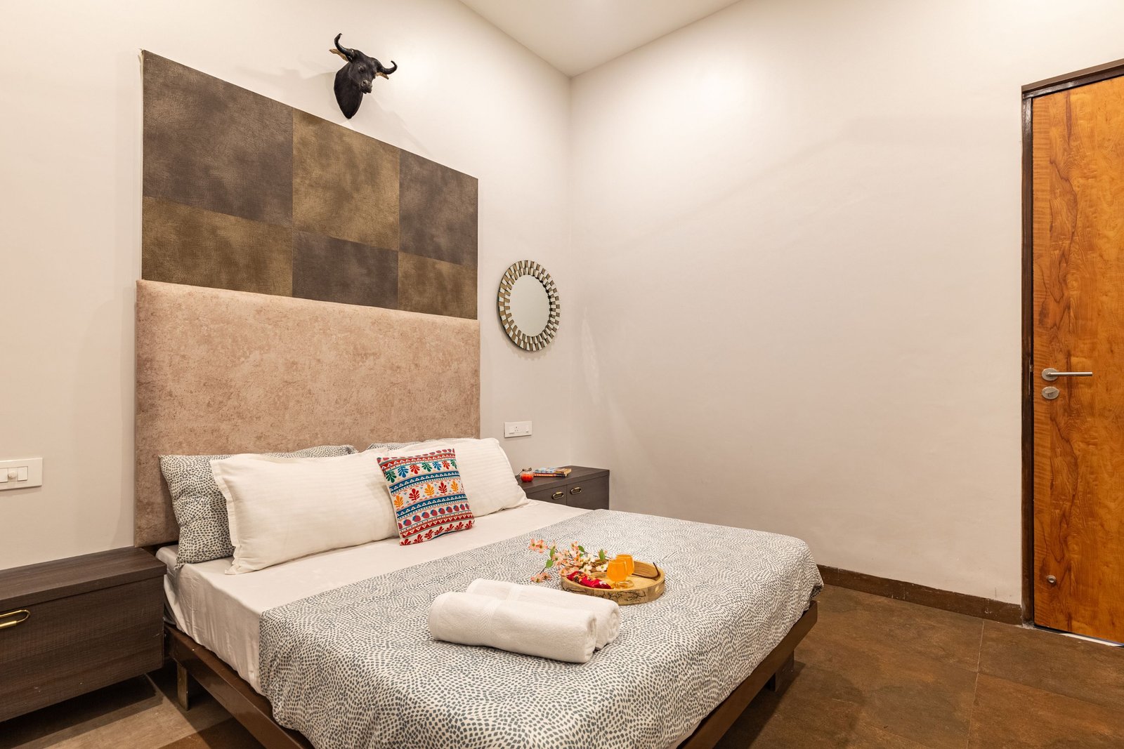 Emerald 30 — Bedroom