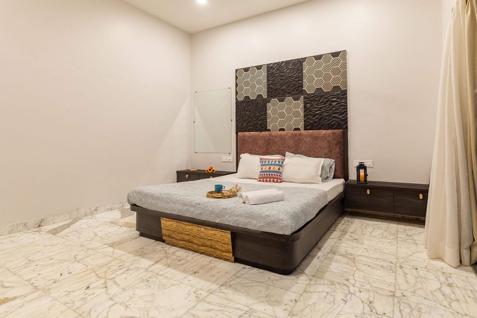 Emerald 30 — Bedroom