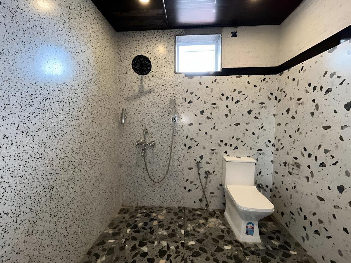 Rolling Stone — Bathroom