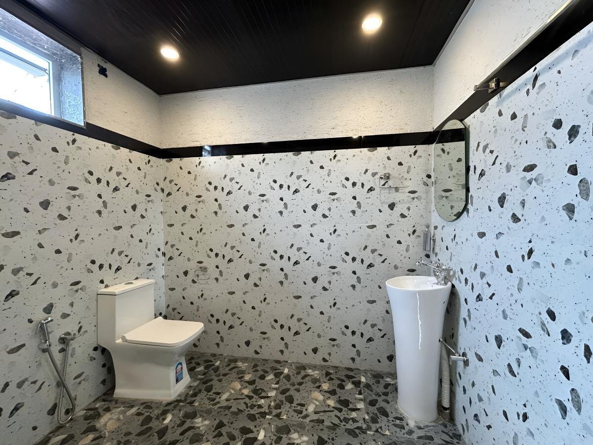 Rolling Stone — Bathroom