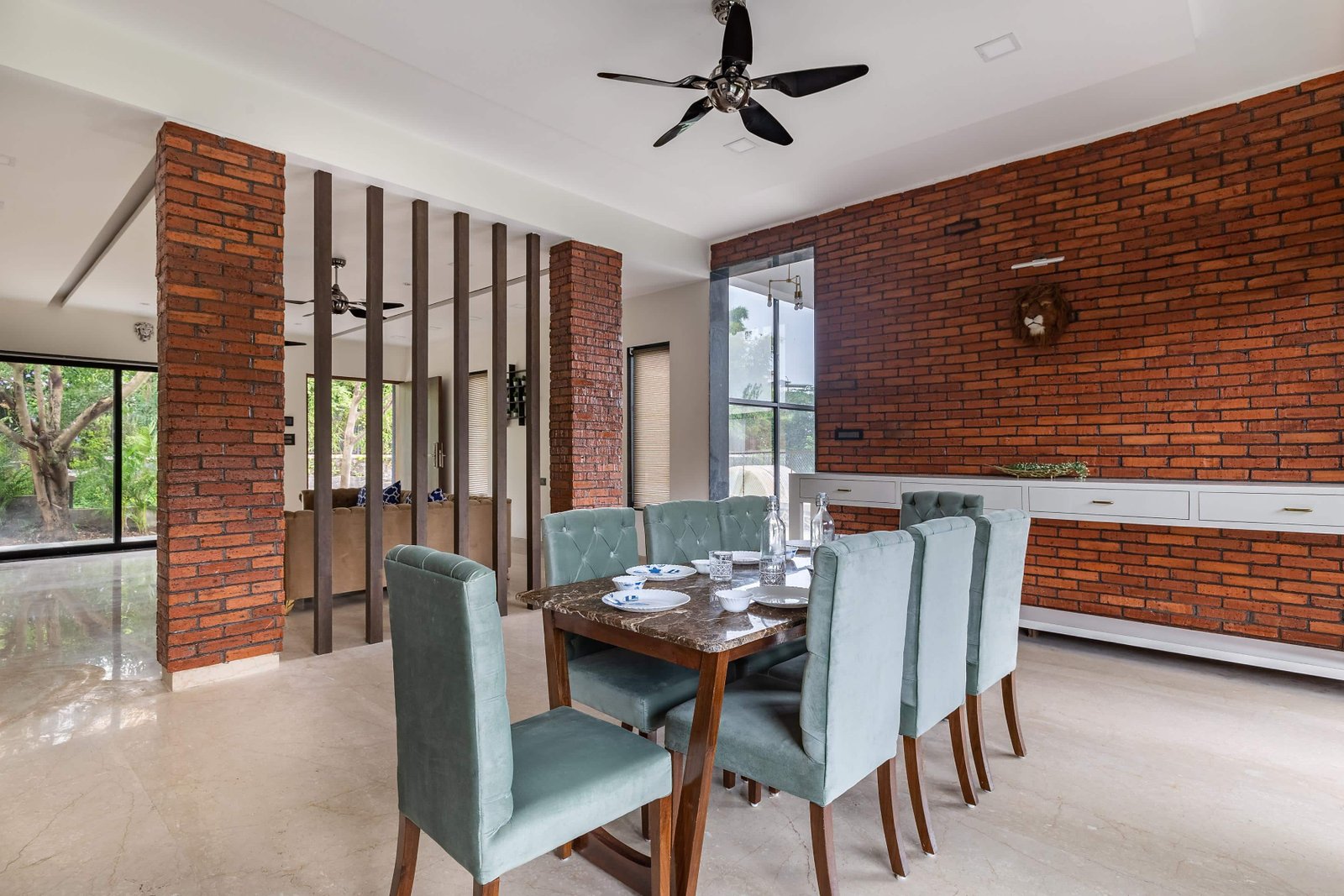 Villa Portia — Dining area
