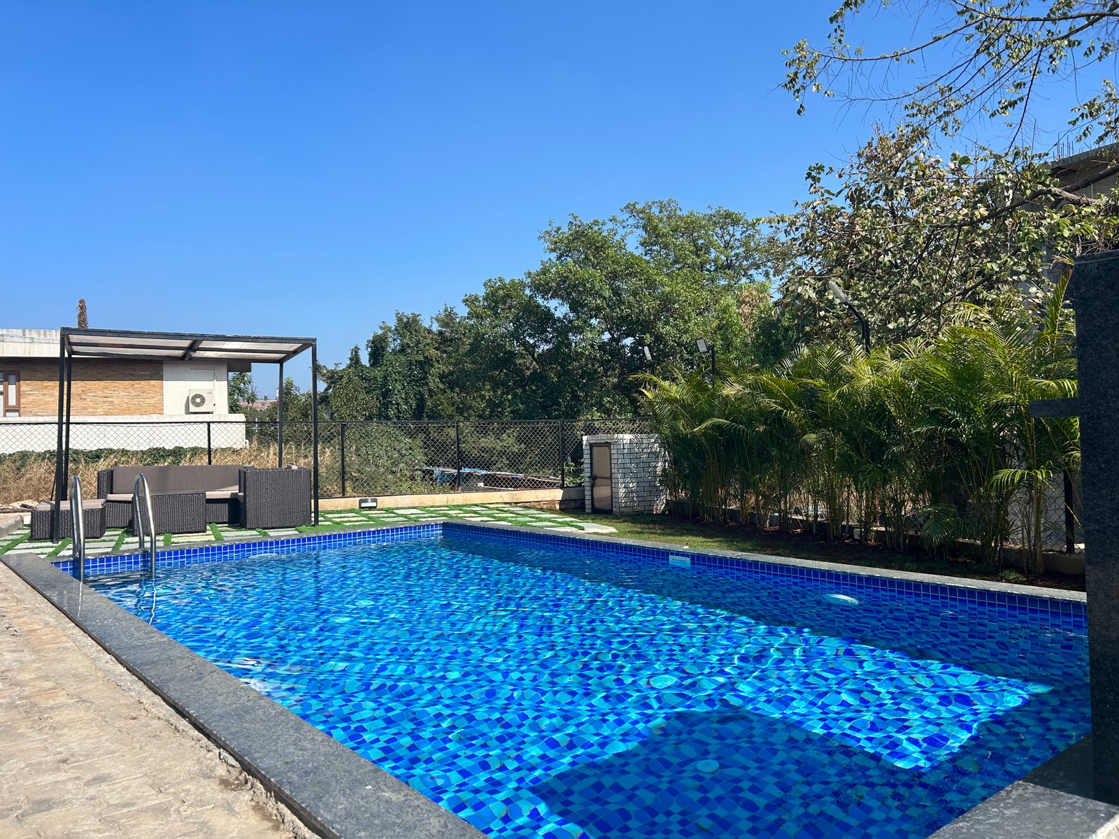 Villa Portia — Pool